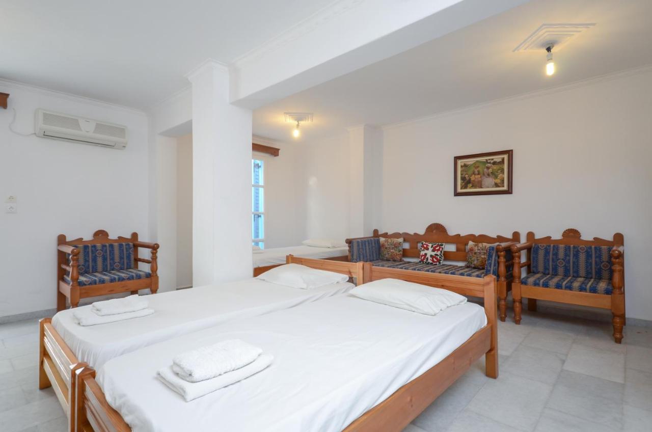 Mike'S Studios Naxos City Exterior photo