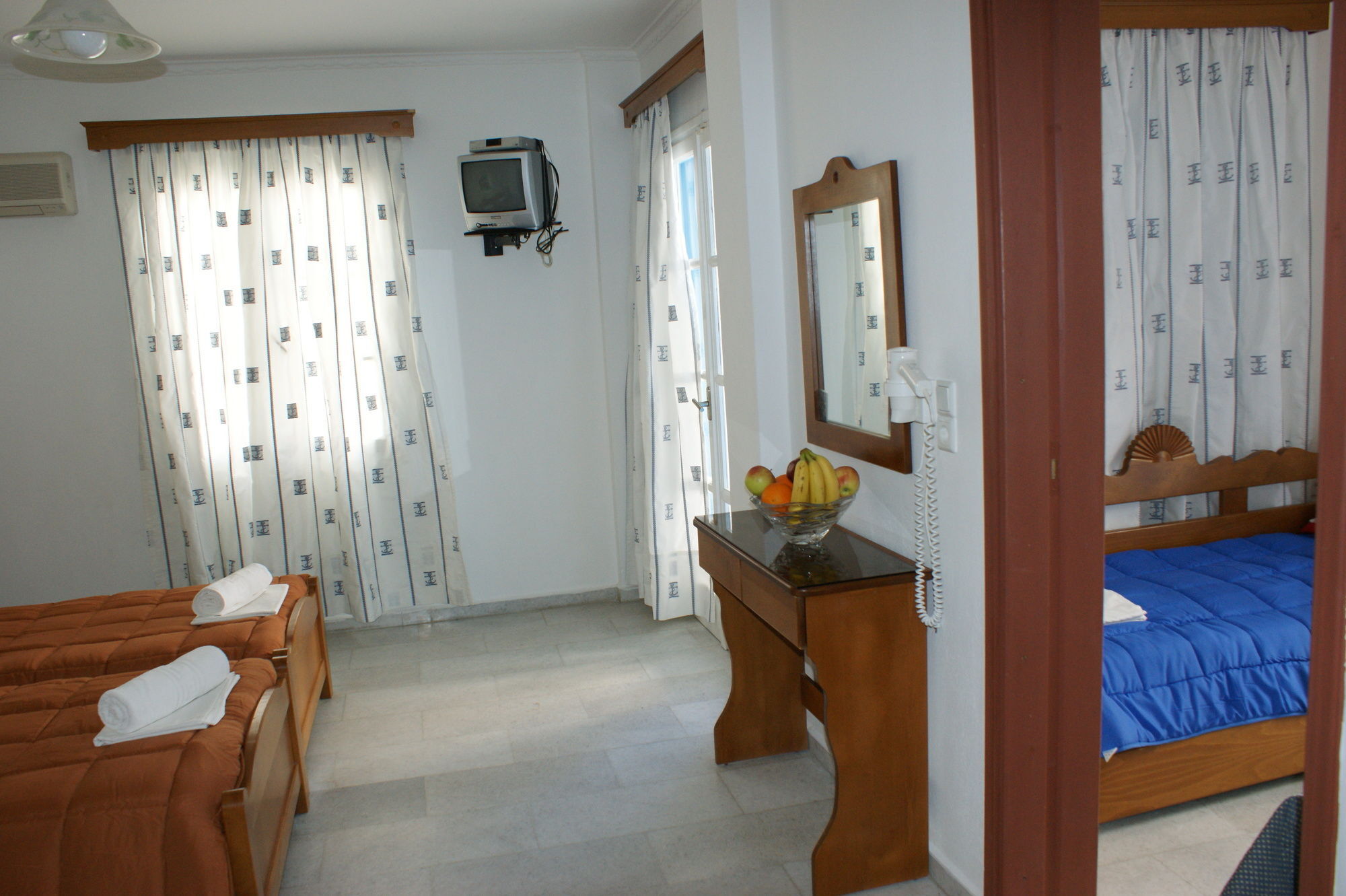 Mike'S Studios Naxos City Exterior photo