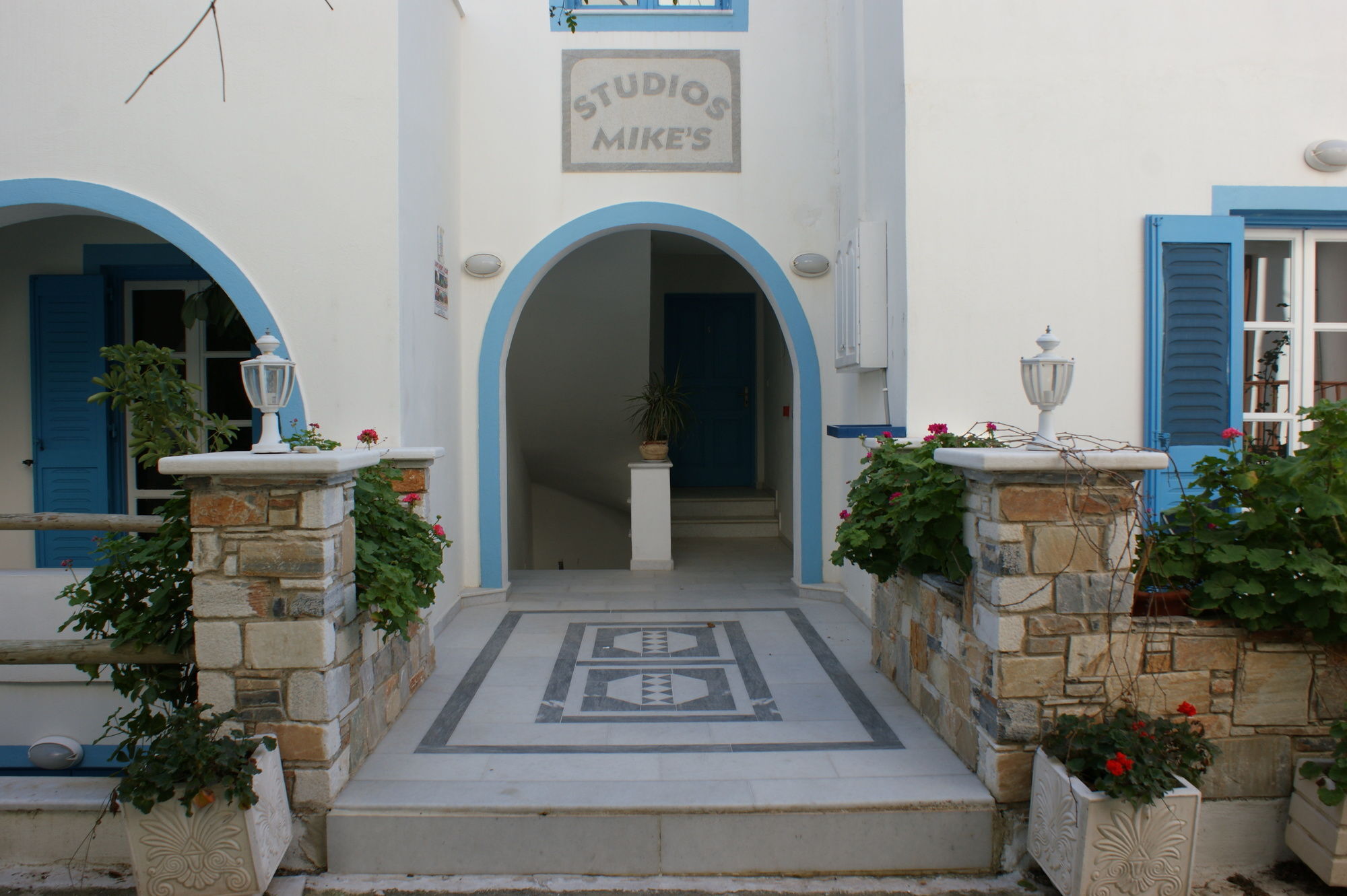 Mike'S Studios Naxos City Exterior photo